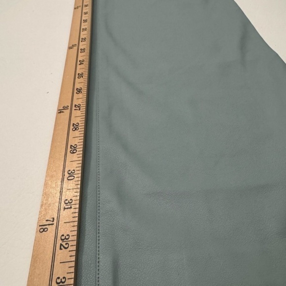 Express Mint Faux Leather Pants Wide Leg High Rise Size 8 - Picture 7 of 9